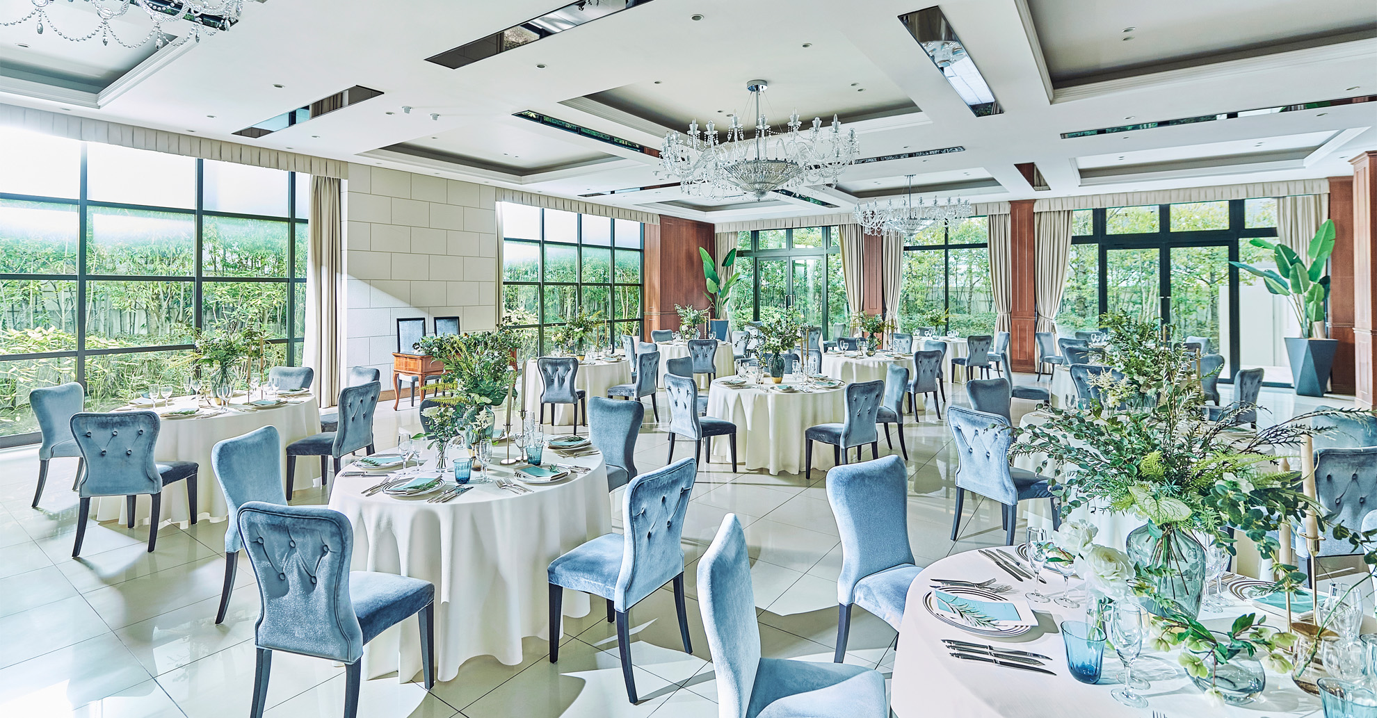BANQUET ROOM